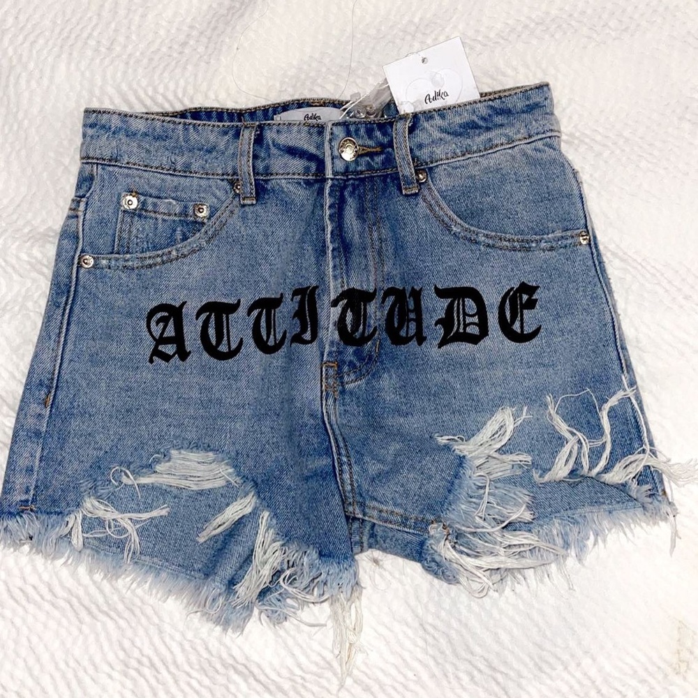 adika jean shorts XS